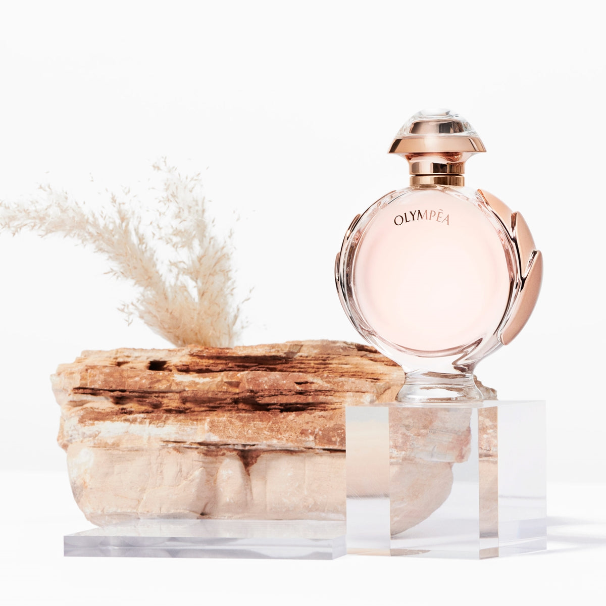 frasco Perfume Feminino Paco Rabanne Olympea Eau de Parfum frasco amplo